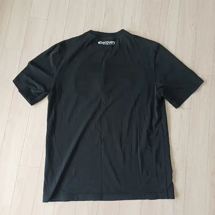 [BUNJANG] Discovery Expedition Black T-Shirt / 디스커버리 익스페디션 블랙 반팔 티셔츠