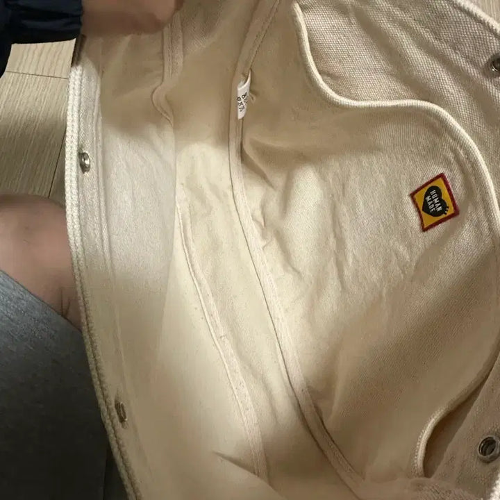 [BUNJANG] Human Made Paper Boy Bag White / 휴먼메이드 페이퍼보이 백 화이트