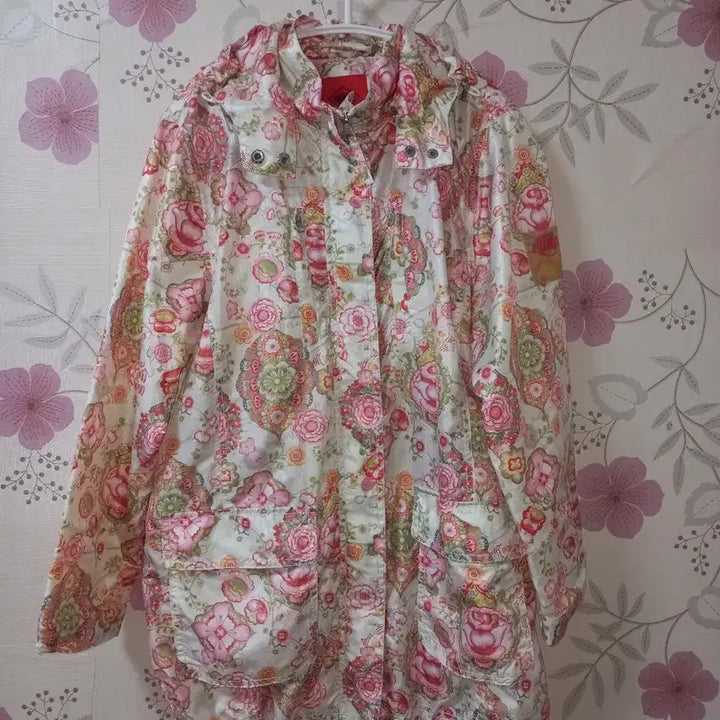 [BUNJANG] Oilily Floral Print Hooded Jacket / 오일릴리 바람막이점퍼