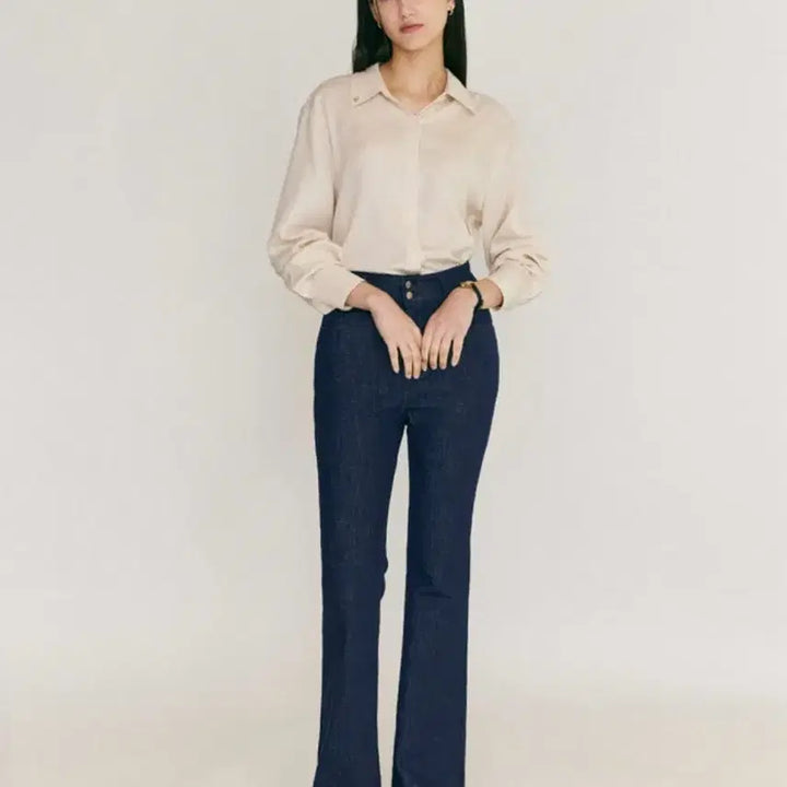 [BUNJANG] Hawa Lurker Two-Button Bootcut Denim (Non-Fade Raw Denim) / 하와 루어 투버튼 부츠컷 데님 (논페이드 생지)