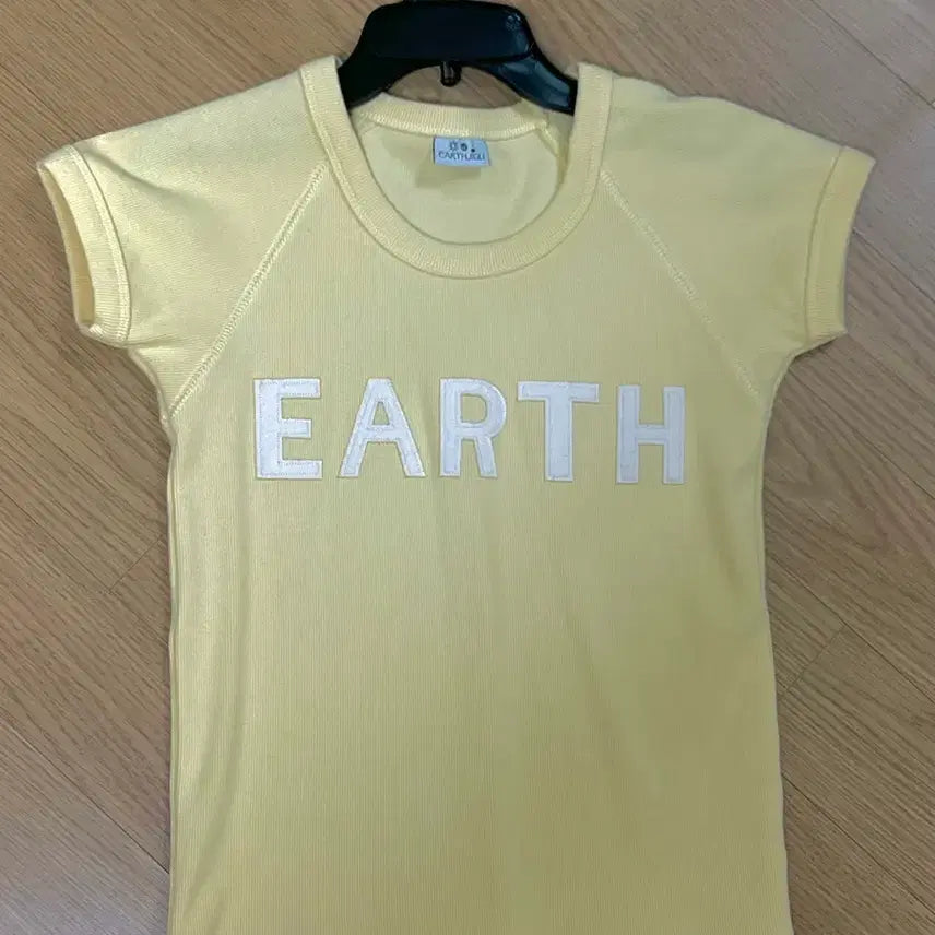 [BUNJANG] Earthjigu Ringer T-Shirt / 반팔티