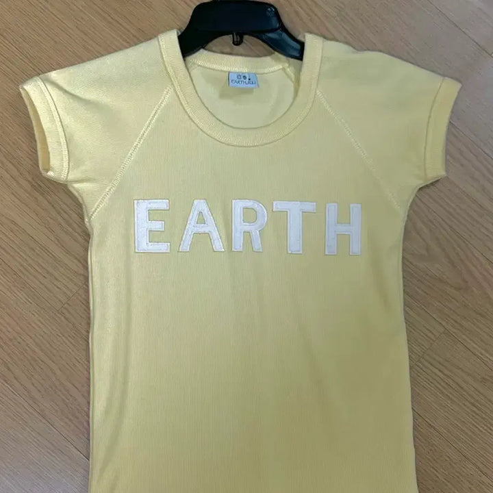 [BUNJANG] Earthjigu Ringer T-Shirt / 반팔티