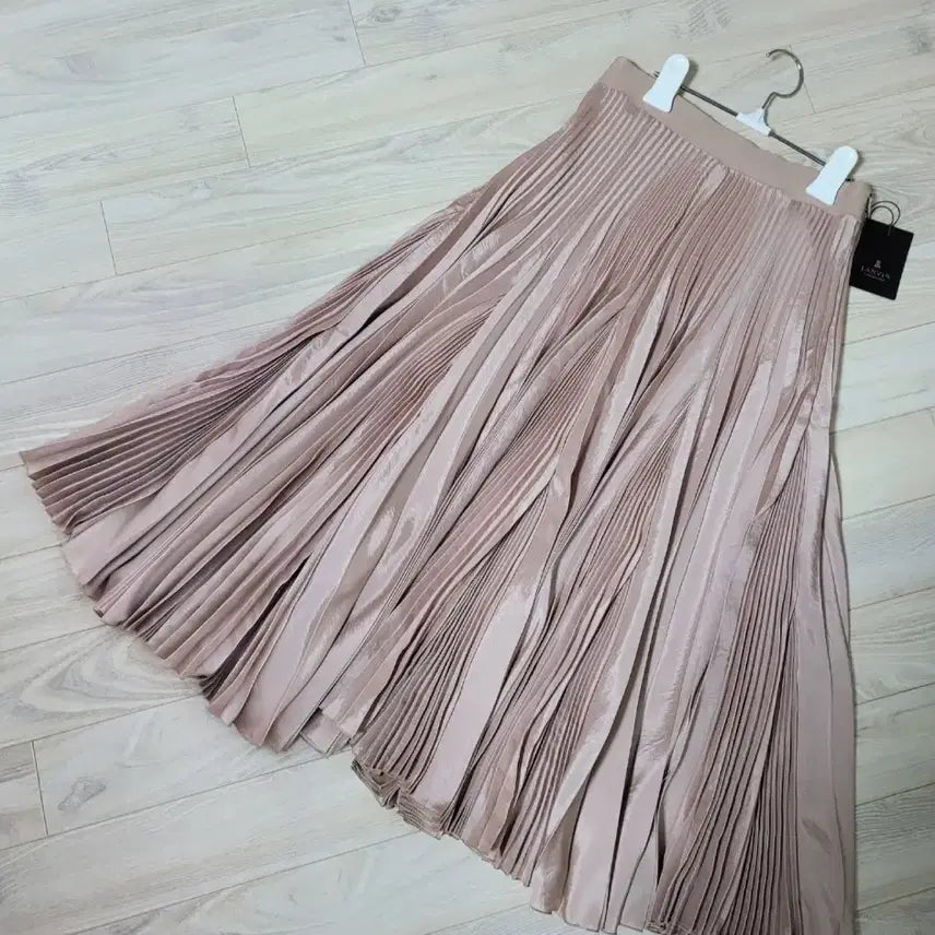 [BUNJANG] Lanvin Pleated Skirt Light Beige / [새상품] 랑방 플리츠 스커트 55 / 115만원