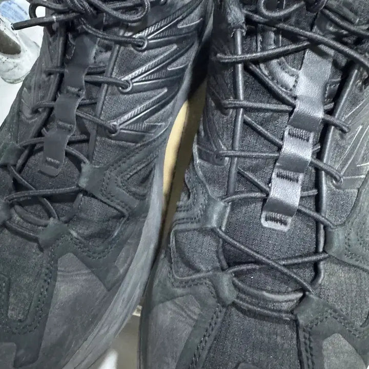 [BUNJANG] Salomon Odyssey Leather Advanced Black Hiking Shoes / 살로몬 오디세이 레더 어드밴스드 블랙