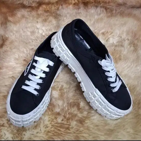 [BUNJANG] Black Platform Sneakers Women&