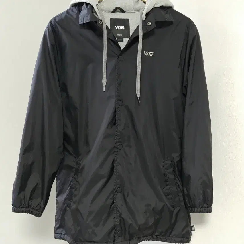 [BUNJANG] Vans Black Hooded Coach Jacket (M) / 반스(VANS) 정품 후드 코치 자켓 (블랙/M)