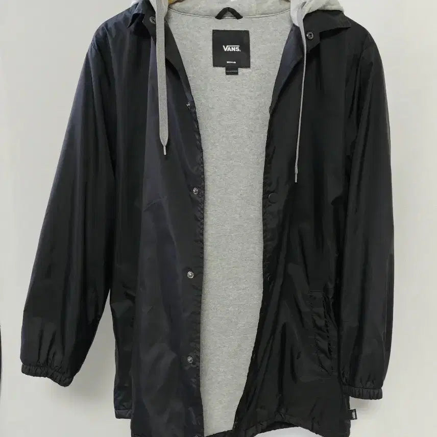 [BUNJANG] Vans Black Hooded Coach Jacket (M) / 반스(VANS) 정품 후드 코치 자켓 (블랙/M)