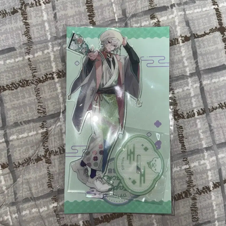 [BUNJANG] Nijisanji DTCA Murakumo Kagetsu Happy Pack Acrylic Stand / 니지산지 디티카 무라쿠모 카게츠 해피팩 아크릴 스탠드 양도 판매