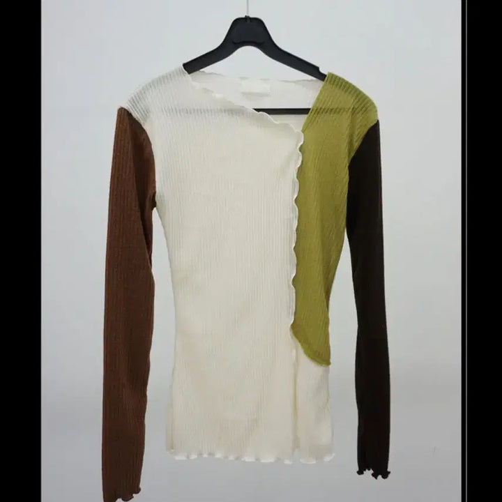[BUNJANG] Colorblock Ribbed T-Shirt / 제니 착용 배색 골지 티셔츠