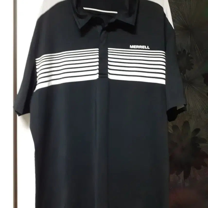 [BUNJANG] Merrell Black Stripe Short Sleeve Polo T-Shirt / 메렐 검정색 스트라이프 반팔 카라티