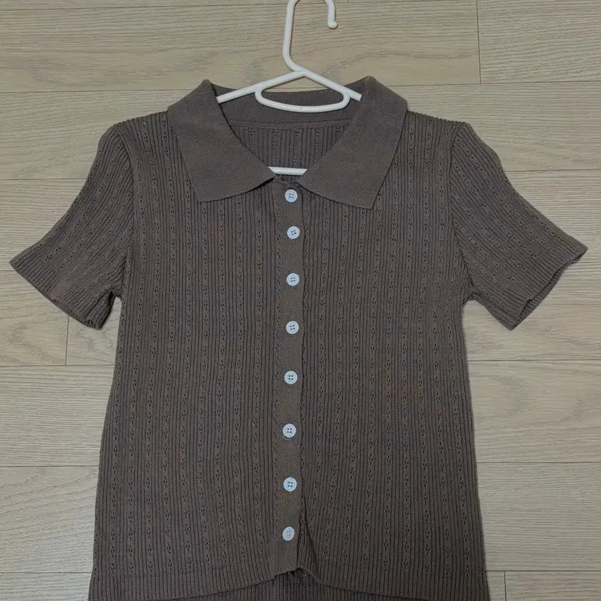 [BUNJANG] Short Sleeve Collar Knit Cardigan / 반팔 카라 니트 가디건