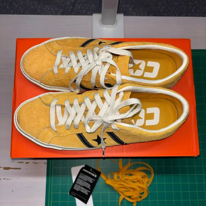 [BUNJANG] Converse One Star Academy Pro Low Sunflower Gold / 컨버스 원스타 아카데미 프로 로우 선플라워 골드 280