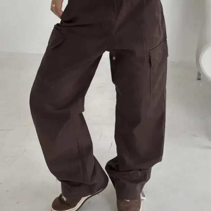 [BUNJANG] Avely Girls Chic Straight Cargo Cotton Pants Brown / 에이블리 걸즈 시크 스트레이트 카고 코튼 팬츠 브라운