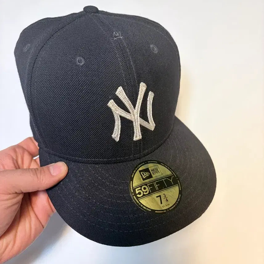 [SOLD OUT] 디스이즈네버댓 뉴에라 콜라보 61.5