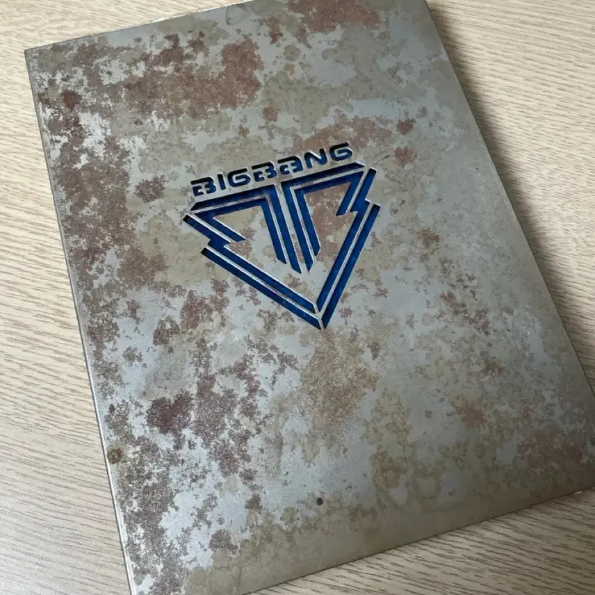 [BUNJANG] Big Bang Alive First Press GD Version Album with Photocard / 빅뱅 얼라이브 초판 앨범 지디 버전 포카 포함