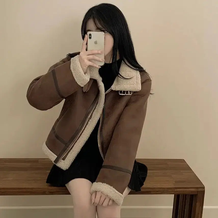 [BUNJANG] Suede Cropped Buckle High Neck Mustang Jacket / 스웨이드 크롭버클 하이넥 무스탕