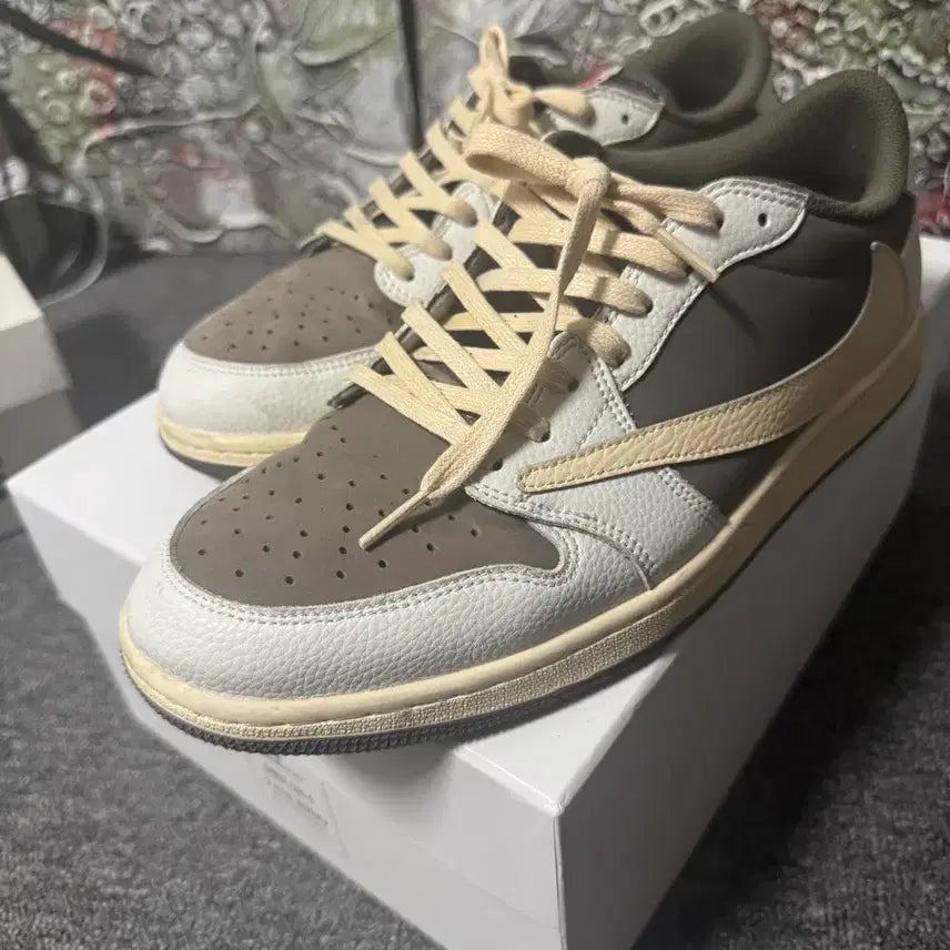 [BUNJANG] Travis Scott Jordan Low Sneakers / 스캇 조던 로우
