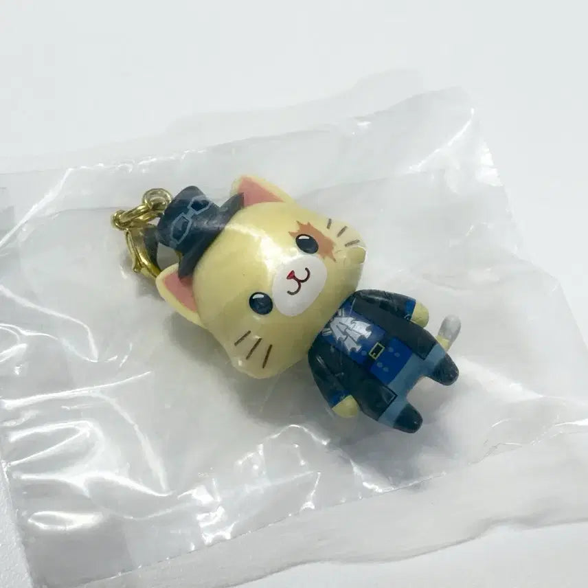 [BUNJANG] One Piece Neko Plush Figure Keychain Sabo Cat Gacha / 미개봉) 원피스 네코 누이 피규어 키링 냥피스 사보 고양이 가챠 고전