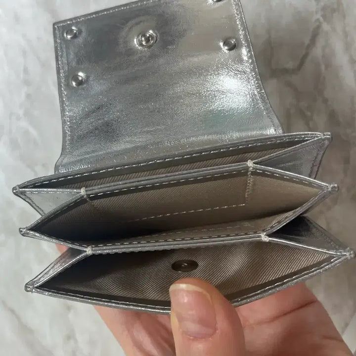 [BUNJANG] Matinkim Silver Card Holder / 마뗑킴 카드지갑 실버