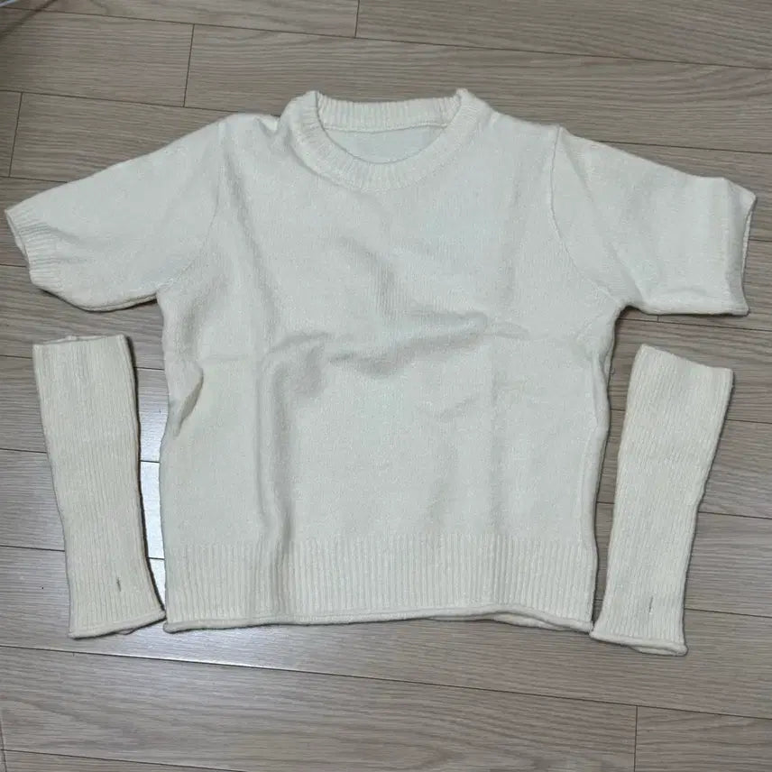 [BUNJANG] Ivory Short Sleeve Knit Top &amp; Warmer Set / 새상품 아이보리 반팔 니트 + 워머 세트