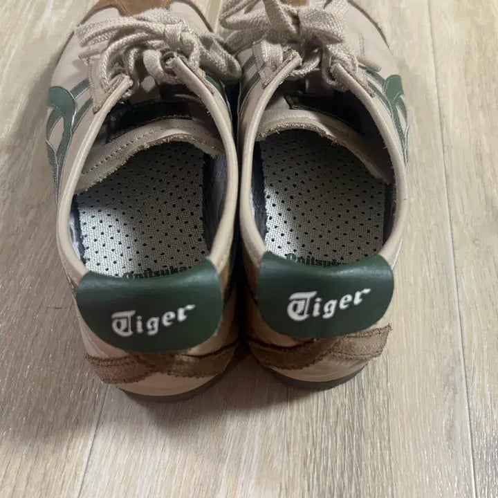 [BUNJANG] Onitsuka Tiger Mexico 66 Shoes (Size 250) / 오니츠카타이거 멕시코 66 250사이즈