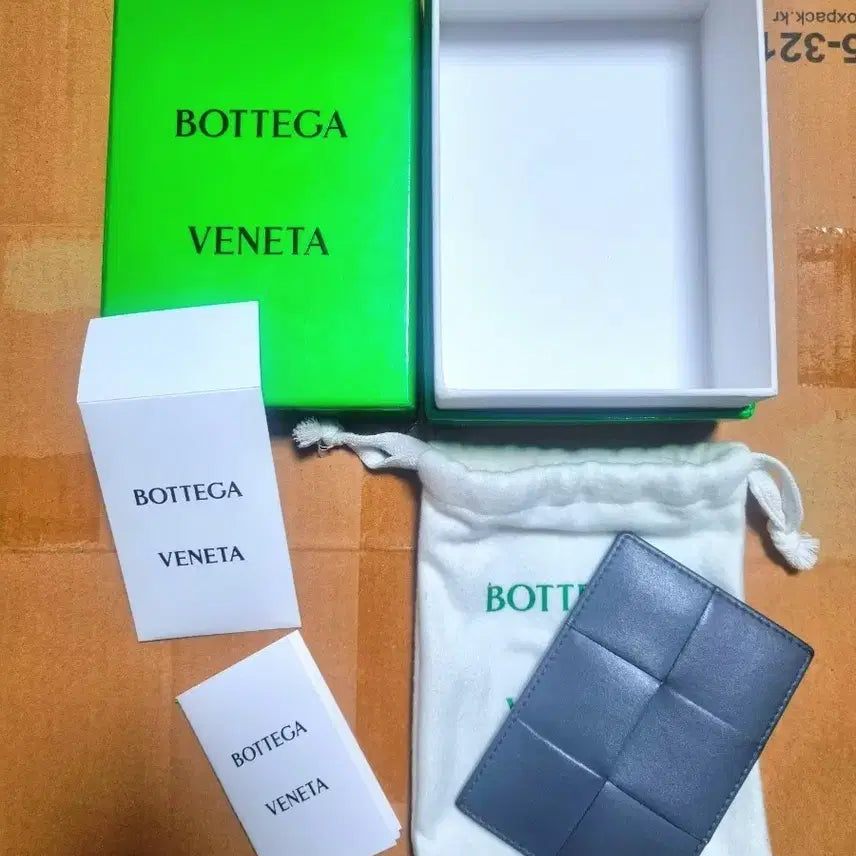 [BUNJANG] Bottega Veneta Card Holder Full Box / S+급 보테가베네타 카드지갑 풀박스(정품)