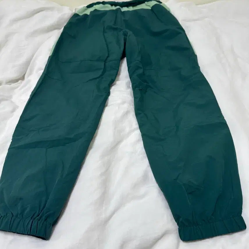[BUNJANG] Fila Track Pants (Green) / 휠라 트랙팬츠 (그린) 15000에팝니다