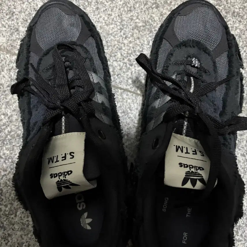 [BUNJANG] Adidas x Song for the Mute Shadow turf Core Black Night Grey / 아디다스 x 송 포 더 뮤트 쉐도우터프 코어 블랙 나이트 그레이