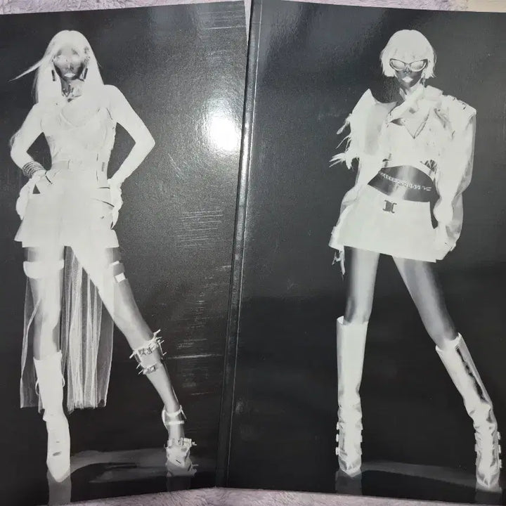 [BUNJANG] SM Entertainment 30th Anniversary Time Capsule Winter Ver. Photocard with Karina &amp; Winter Weplash Note / sm 30주년 타임캡슐 윈터 ver(카리나. 윈터 위플래쉬 노트 증정)