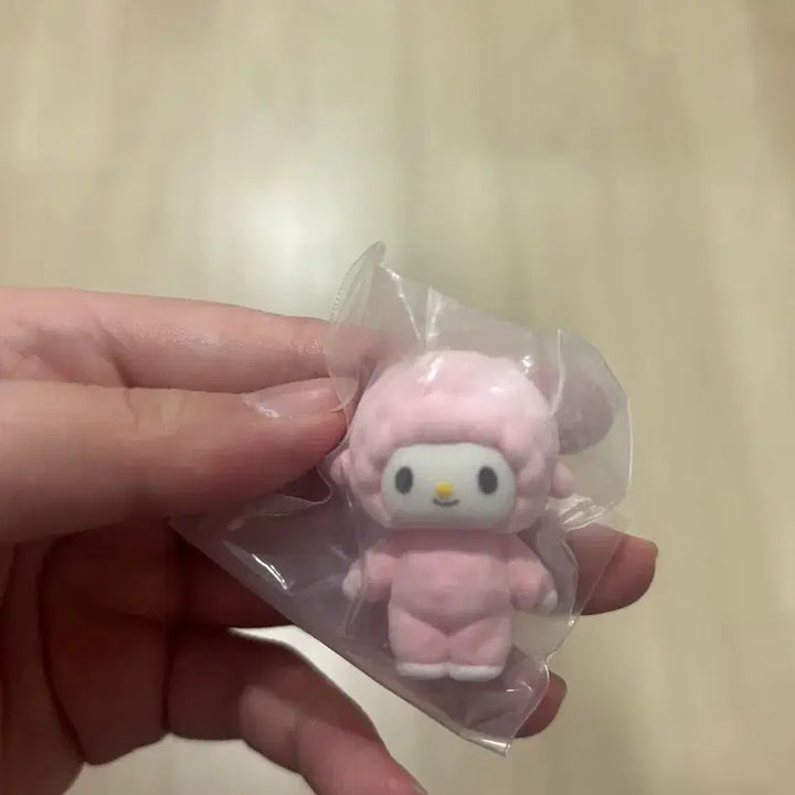 [BUNJANG] Sanrio My Melody Netflix Gacha Piano Figure / 산리오 피아노 넷플릭스 가챠