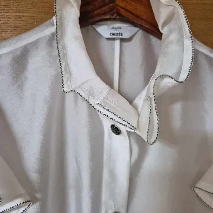 [BUNJANG] Objet White Ruffle Blouse / 오브제 화이트 러플 블라우스