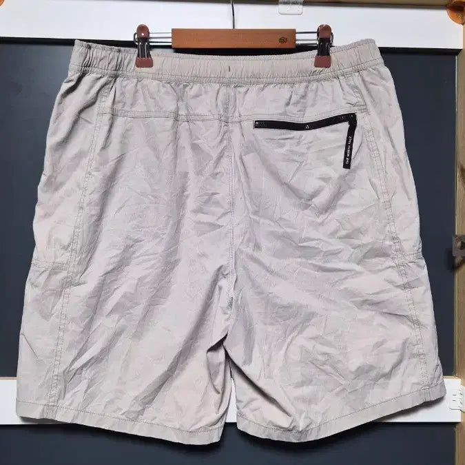 [BUNJANG] The North Face Beige Shorts / 노스페이스 베이지 반바지