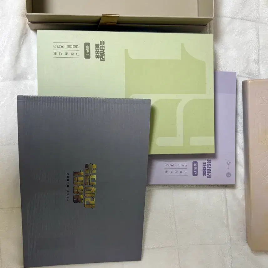 [BUNJANG] Reply 1988 Blu-ray (Unsealed, Go Kyung Pyo Autograph) / 응답하라 1988 응팔 블루레이 (개봉)