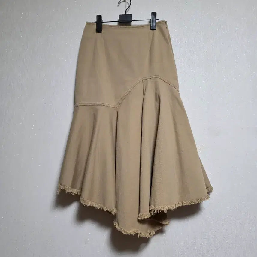 [BUNJANG] ROUTE 1 Asymmetrical Mermaid Skirt / ROUTE 1 언발란스 머메이드 스커트