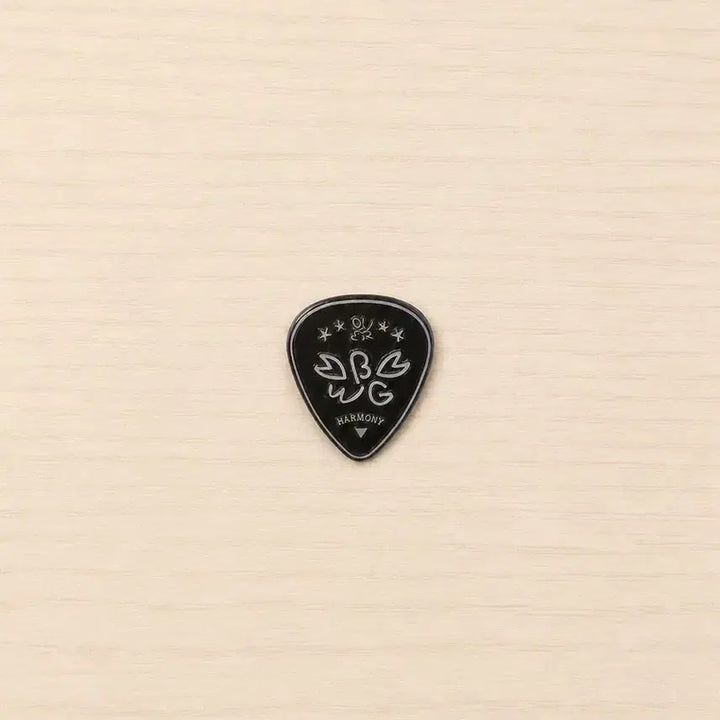 [BUNJANG] QWER Rock Crab 1st Membership Kit Badge / QWER 바위게 멤버쉽 키트 기타피크 뱃지 판매