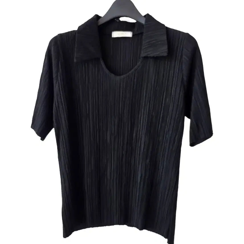 [BUNJANG] Black Collar Pleated T-shirt / F/블랙 카라 주름티셔츠/새제품