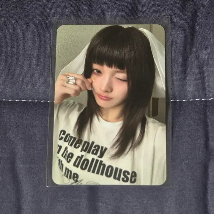 [BUNJANG] ILLIT MamiLapinAtapai IROHA Lucky Draw Photocard / 아일릿 MAMIHLAPINATAPAI 마밀라피나타파이 이로하 공방 포카