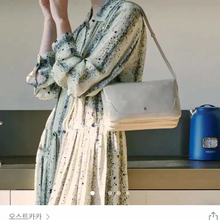[BUNJANG] Ostkaka Kadel Crepe Angora Bag / 오스트카카 카델 크레프 앙고라백