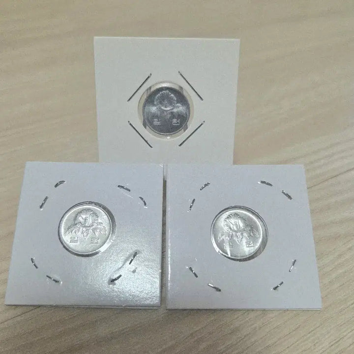 [BUNJANG] 1983-1985 One Won Coin - Uncirculated / <완전미사용> 1원 (1983년/1984년/1985년)