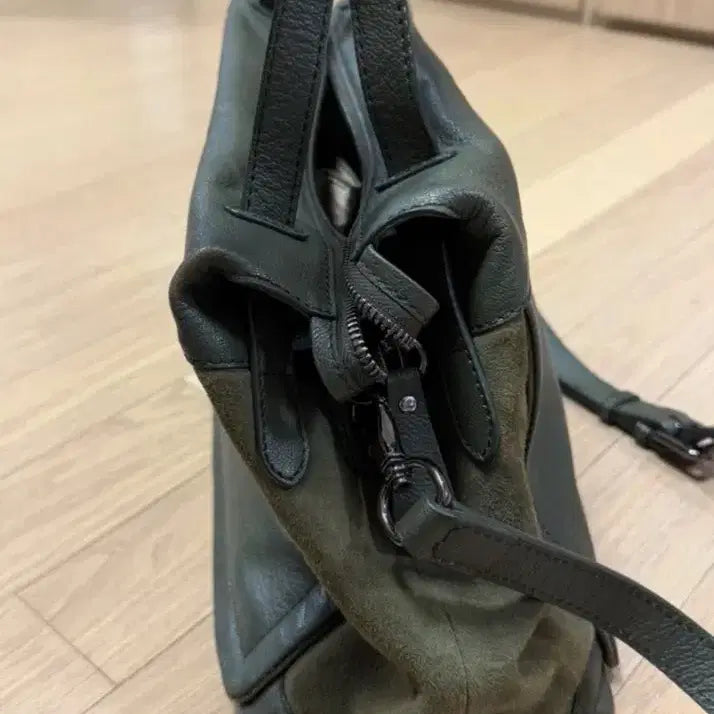 [BUNJANG] Breal Khaki Tote Bag &amp; Crossbody Bag / BREAL 카키색 토트백 &amp; 크로스백