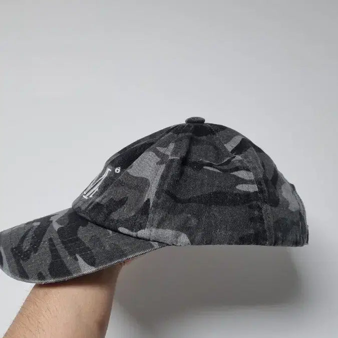 [BUNJANG] Muwent Camo Hat / 무센트 카모 모자