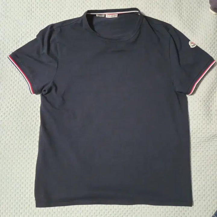 [BUNJANG] Moncler Short Sleeve T-Shirt XL / 몽클레어 반팔티 정품 팝니다