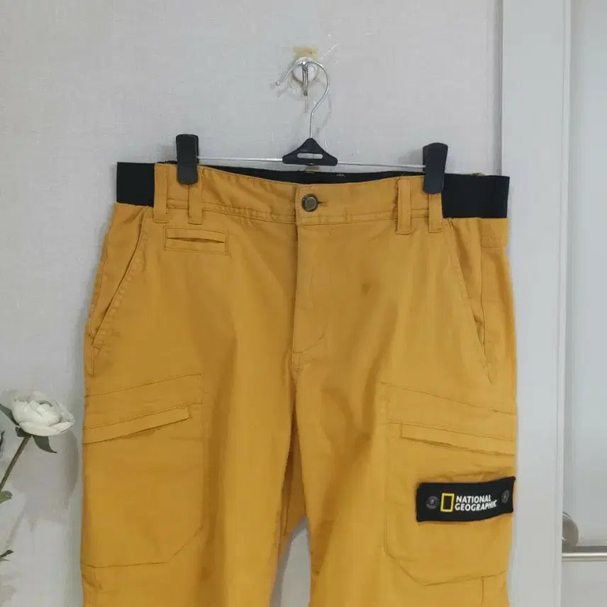[BUNJANG] National Geographic Cargo Shorts Yellow / 내셔널지오그래픽 카고 반바지 옐로우 81