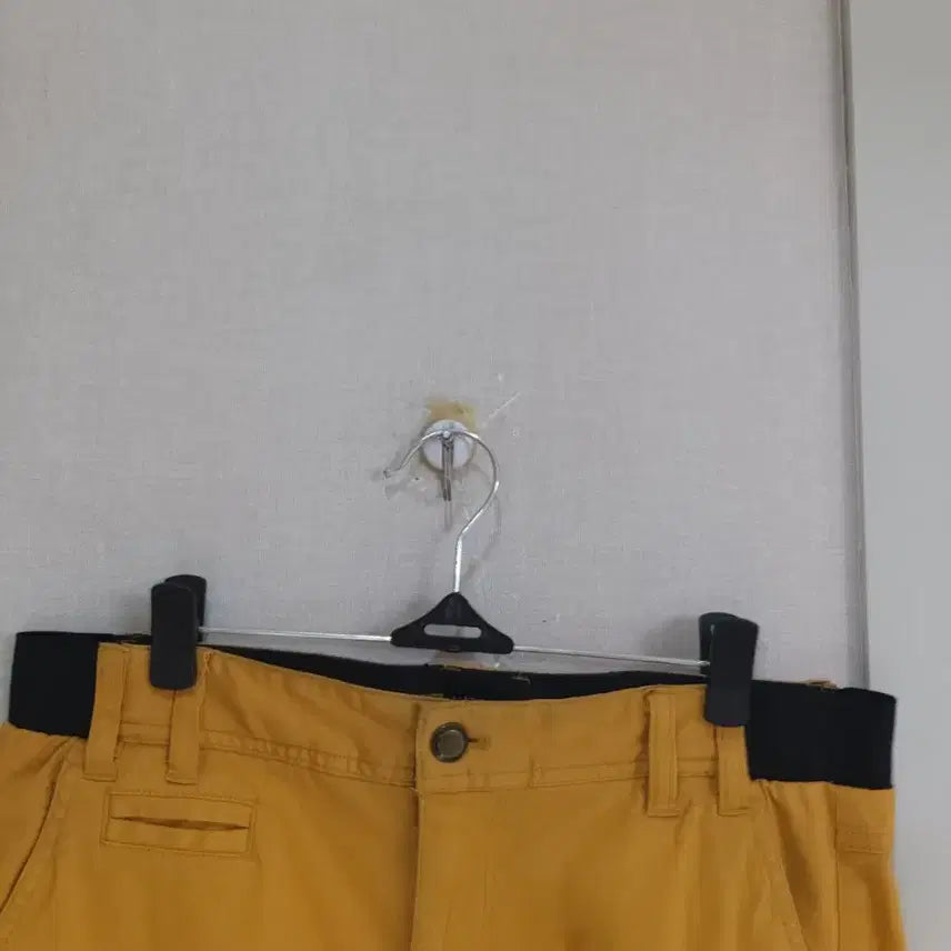 [BUNJANG] National Geographic Cargo Shorts Yellow / 내셔널지오그래픽 카고 반바지 옐로우 81