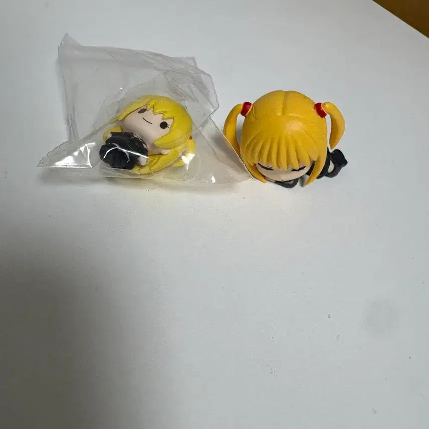 [BUNJANG] Death Note Misa Gacha Bundle (Nemuraseta, Mezushi) / 데스노트 미사 가챠 일괄-메지루시, 네무라세타이