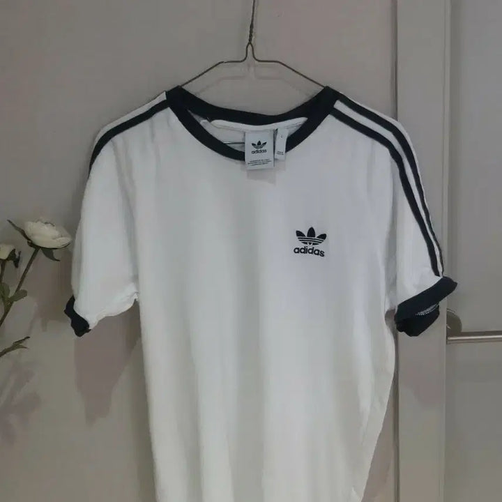 [BUNJANG] Adidas Three Stripe Short Sleeve T-Shirt White L / 아디다스 삼선 흰색 반팔 티셔츠 L