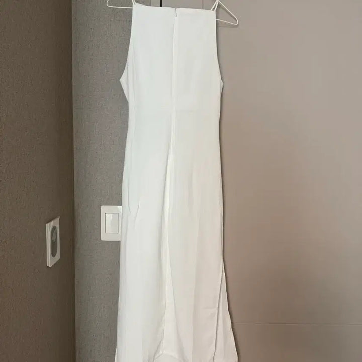 [BUNJANG] White Sleeveless Shirring Dress for Bridal Shower / 화이트 민소매 셔링 원피스 브라이덜샤워