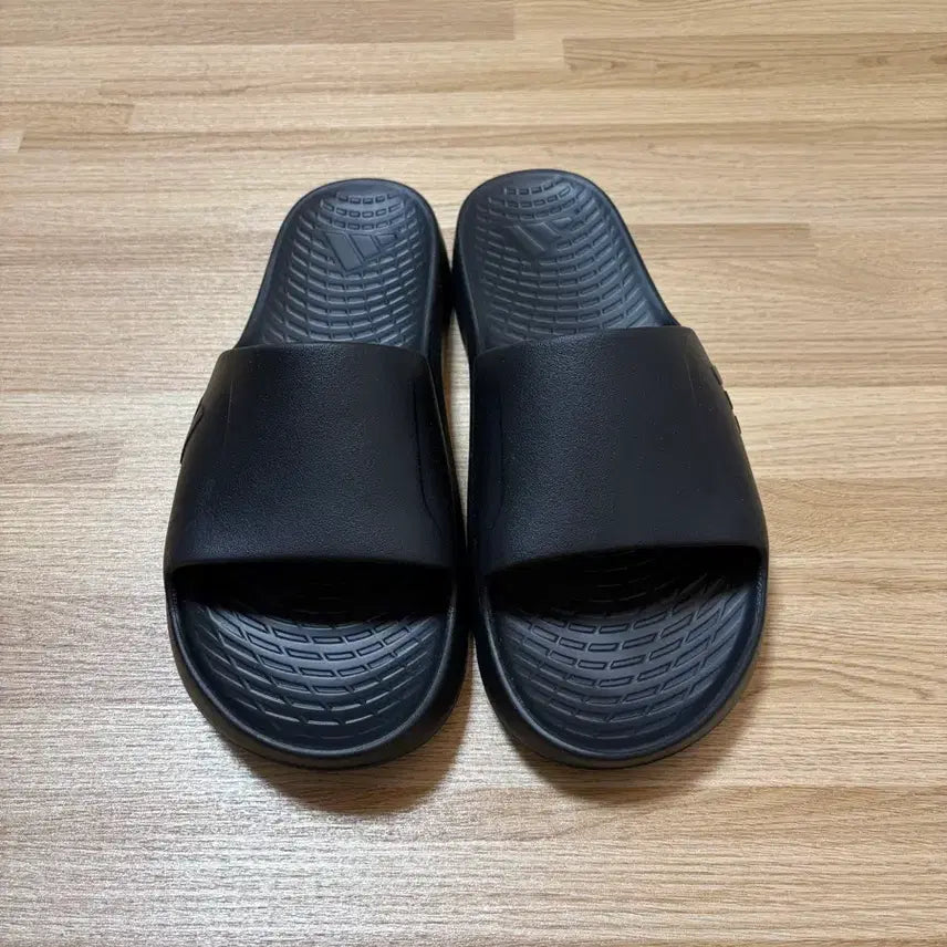 [BUNJANG] Adidas Lightsift Slides Size 275 / [275] 아디다스 라이트시프트 슬라이드