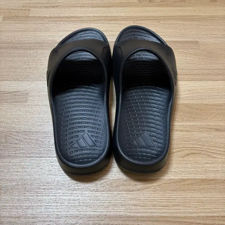 [BUNJANG] Adidas Lightsift Slides Size 275 / [275] 아디다스 라이트시프트 슬라이드