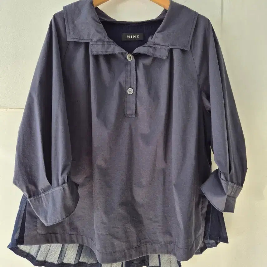 [BUNJANG] MINE Navy Pleated Blouse / MINE 네이비 플리츠 블라우스 82-94-160